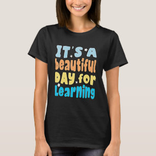 Camiseta É um belo dia para aprender cores retrógradas