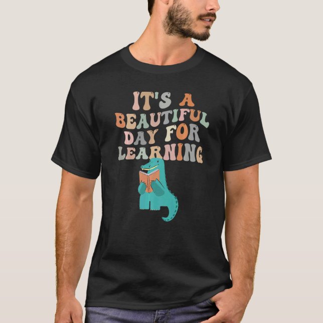 Camiseta É um belo dia para aprender professor retrô 6 (Frente)