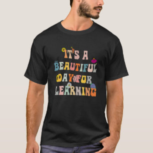 Camiseta É um Belo Dia Para Aprender Professor Retro Estud