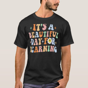 Camiseta É um Belo Dia Para Aprender Professor Retro Estud