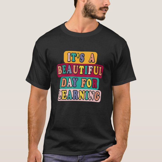 Camiseta É um belo dia para aprender Ruas de Professores Re (Frente)