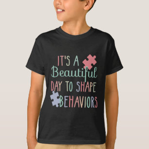 Camiseta É Um Belo Dia Para Moldar Comportamentos Conscient