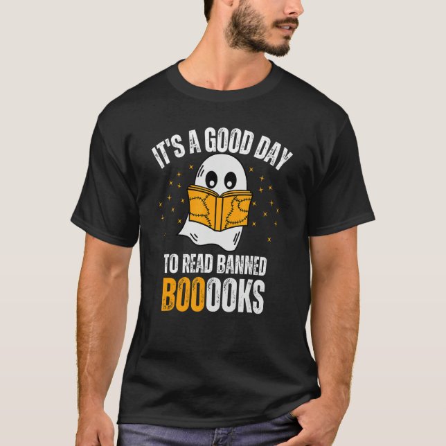 Camiseta É Um Bom Dia Ler Livros Banidos Ghost Bo (Frente)