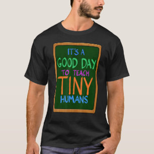 Camiseta É Um Bom Dia Para Ensinar Pequenos Broniseiros Hum