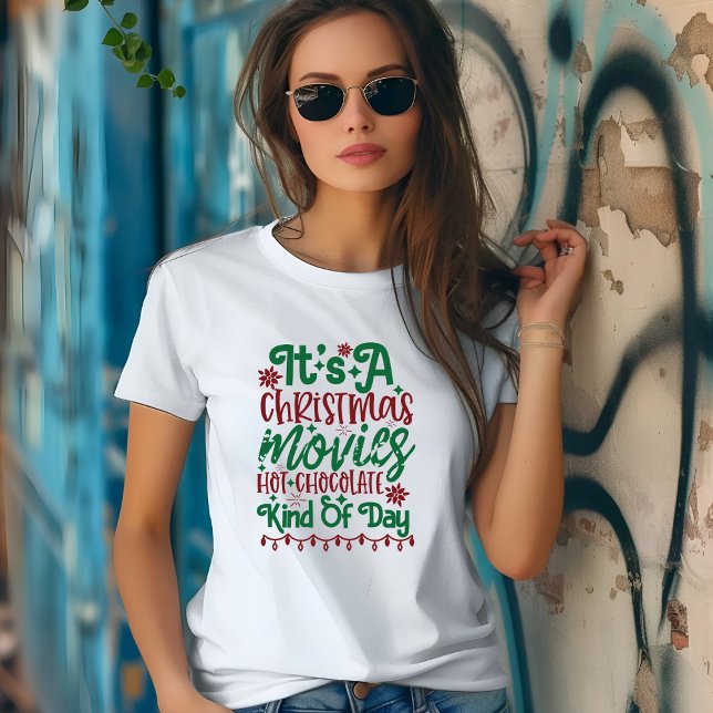 Camiseta É um filme de Natal, chocolate quente tipo dia (Criador carregado)