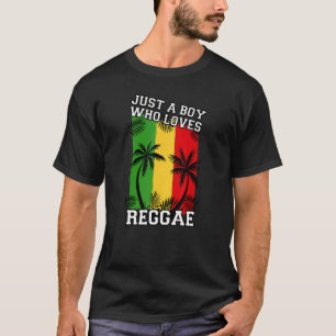 Camiseta É Um Menino Que Adora Reggae Jamaica Music Ras