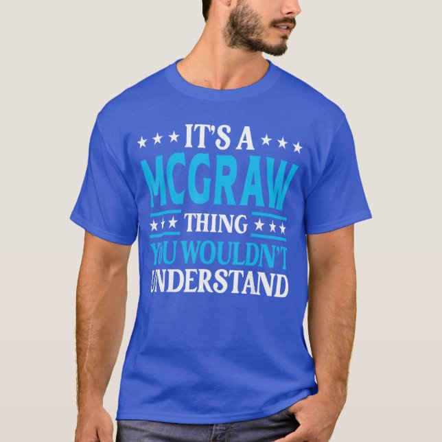 Camiseta É um Sobrenome McGrawhing Divertido Sobrenome de F (Frente)