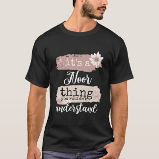 Camiseta É uma Coisa da Noor