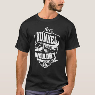 Camiseta É uma coisa do KUNKEL