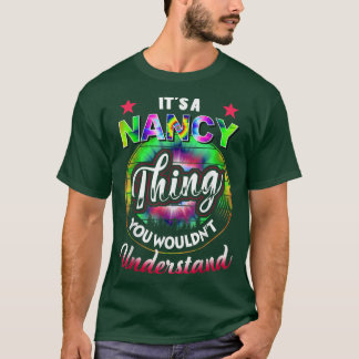 Camiseta É uma Nancy Thing Nostalgia Tie Dye 60s 70s Nanc