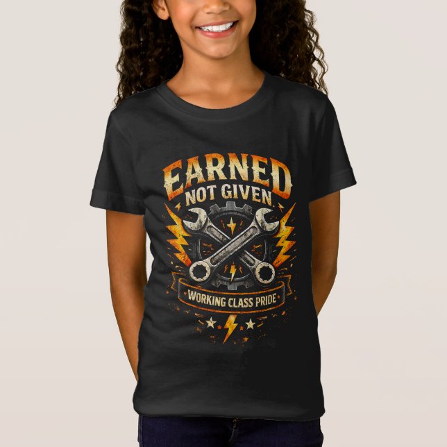 Camiseta Earned Not Given (Frente)