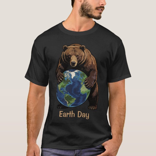 Camiseta Earth Day Bear Hugging Planet Design (Frente)