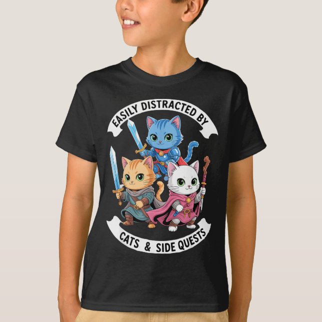 Camiseta Easily Distracted By Cats &amp; Side Quests Funny  (Frente)