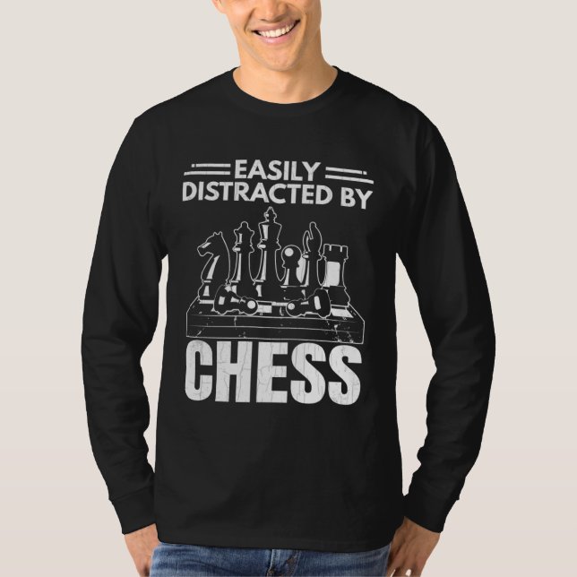 Camiseta Easily Distracted By Chess  Sports Player Coach Gr (Frente)