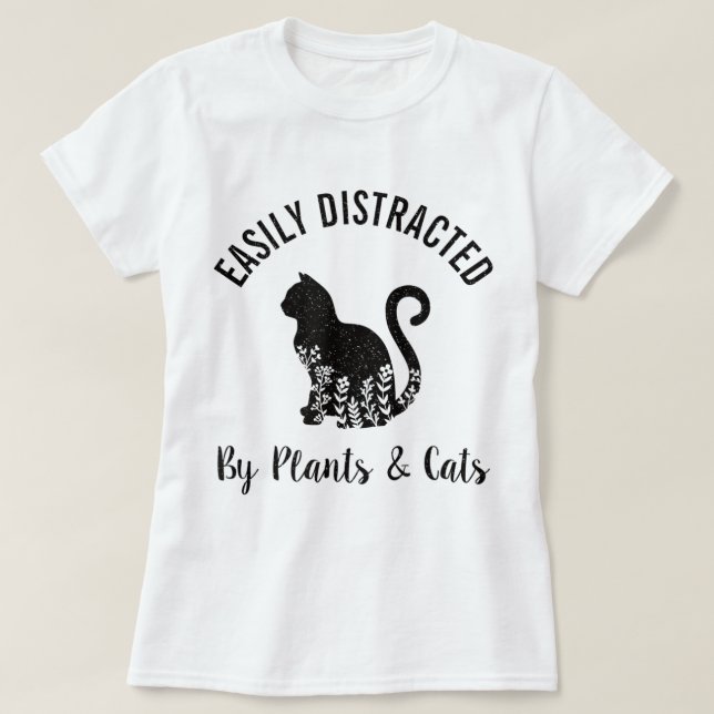 Camiseta Easily Distracted by Plants and Cats Design (Frente do Design)