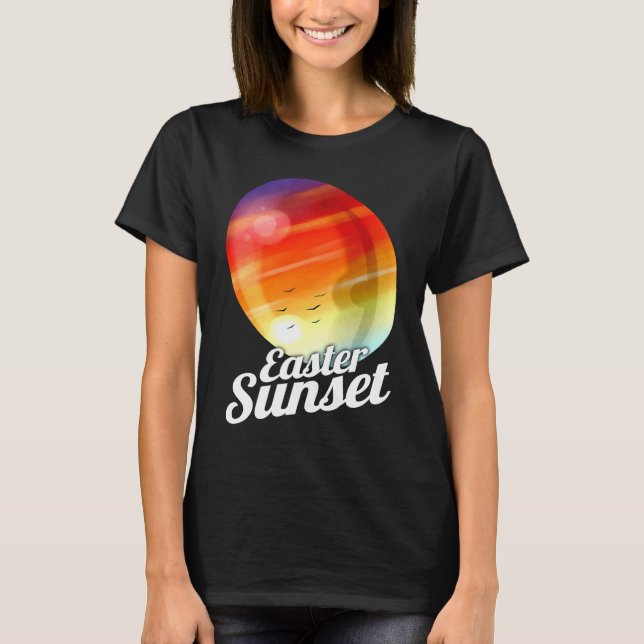 Camiseta Easter Sunset Painted Easter Egg For Egg Hunt On E (Frente)