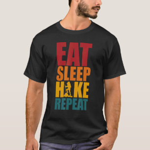 Camiseta Eat Sleep Hike Repete Férias Clássicas de Verão