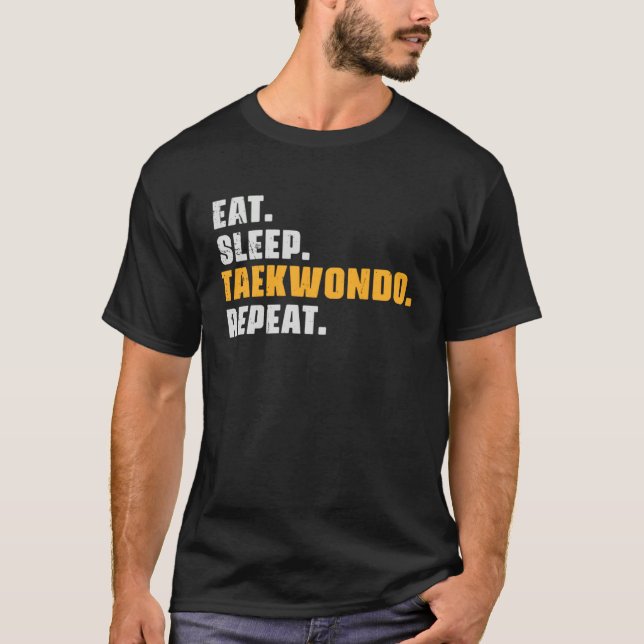 Camiseta Eat Sleep Taekwondo Repeat   Taekwondo Retro Vinta (Frente)