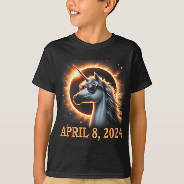 Camiseta Eclipse 2024 Unicorn Vestindo Gles Eclipse Solar (Frente)