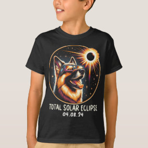 Camiseta Eclipse German shepherd Vestindo Gles abril de 202