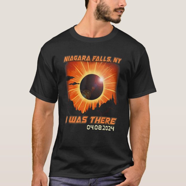 Camiseta Eclipse Solar Total Montanha Niágara Cai Novo Ano (Frente)