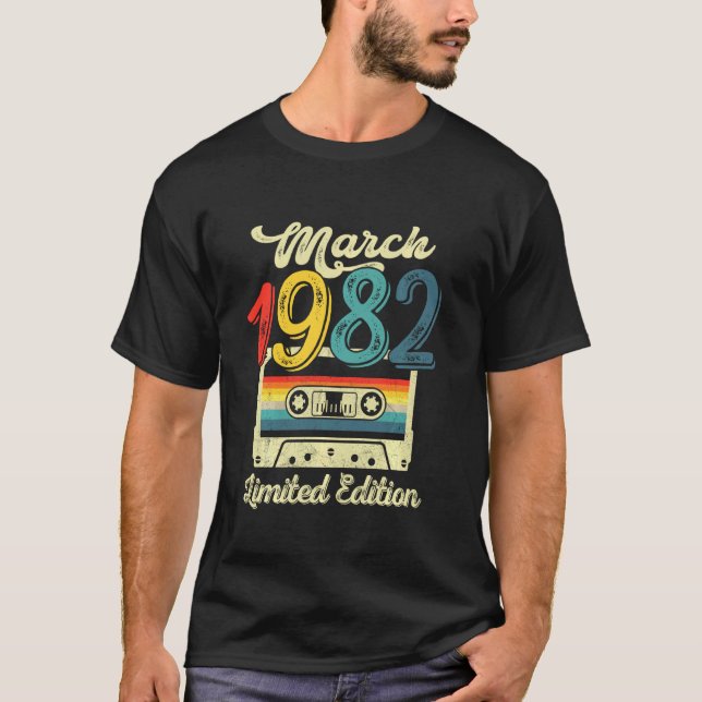 Camiseta Edição limitada de março de 1982 - aniversário de  (Frente)