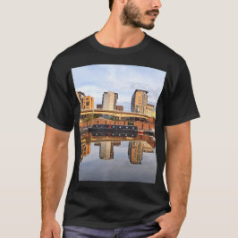 Camiseta Edifícios e reflexo de embarcações