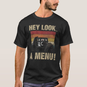 Camiseta Ei Olhe Um Urso Retro De Camping No Menu