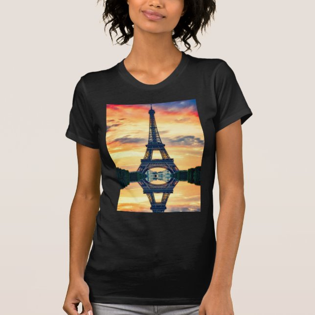 Camiseta Eiffel Tower Paris Evening European Viagem (Frente)