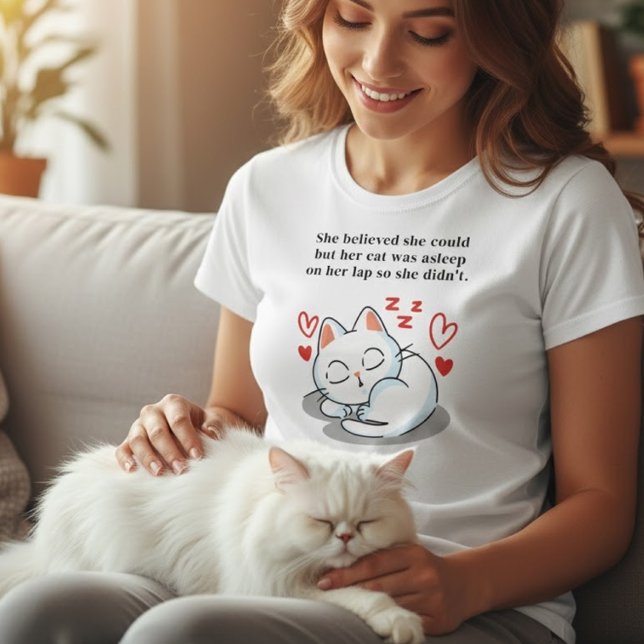 Camiseta Ela Acreditava Que Podia, Mas Seu Gato Estava Dorm (Criador carregado)