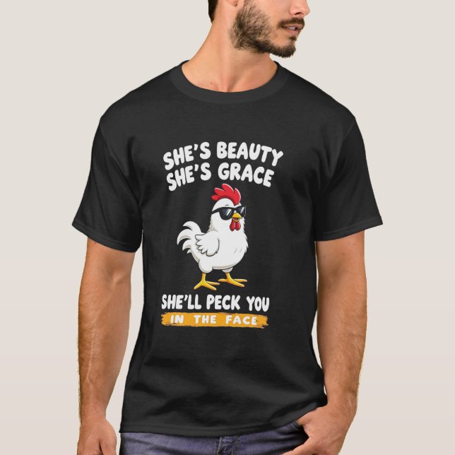 Camiseta Ela é Beleza Ela é Graça - Design de Frango Divert (Frente)
