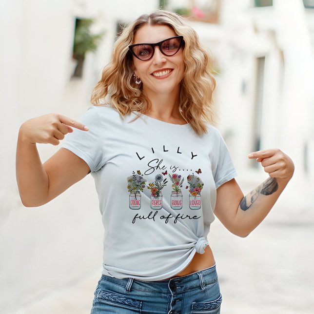 Camiseta Ela é Cheio de Fogo - Fé feroz das Mulheres (Criador carregado)