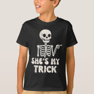 Camiseta Ela é Meu Esqueleto de Truque Casais Festa de Hall
