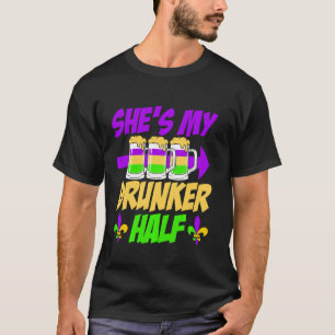 Camiseta Ela É Minha Bêbada Meia Engraçada Parada Mardi Gra