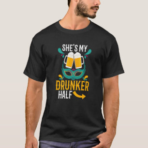 Camiseta Ela é minha meia-Bebendo de cerveja alcoólatra Mar