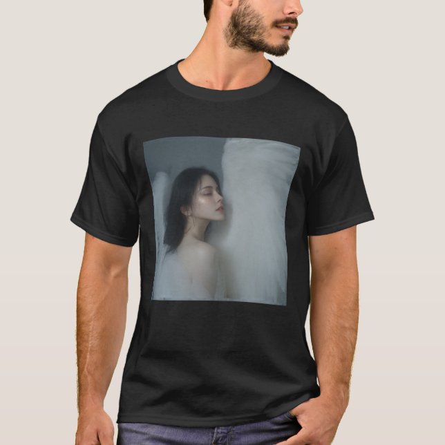 Camiseta —Ela é o Anjo Adormecido. (Frente)