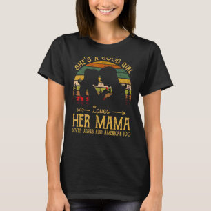Camiseta Ela é uma boa garota que ama sua mãe Jesus e Améri