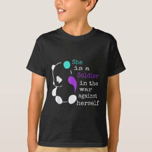 Camiseta Ela É Uma Soldier Semicolon Gift Prevenção Suicida