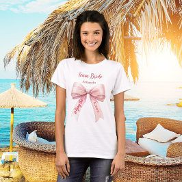 Camiseta Ela está dando o nó laço rosa Time da Noiva
