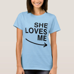 Camiseta Ela me ama (à direita).png