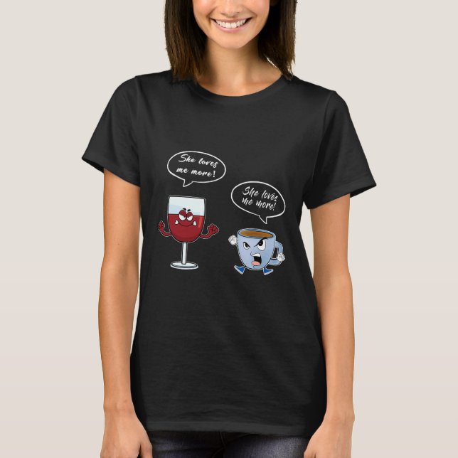 Camiseta Ela Me Ama Mais Café De Vinho (Frente)
