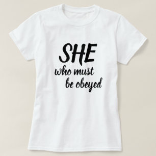 Camiseta Ela que deve ser Brushstroke obedecido da escova