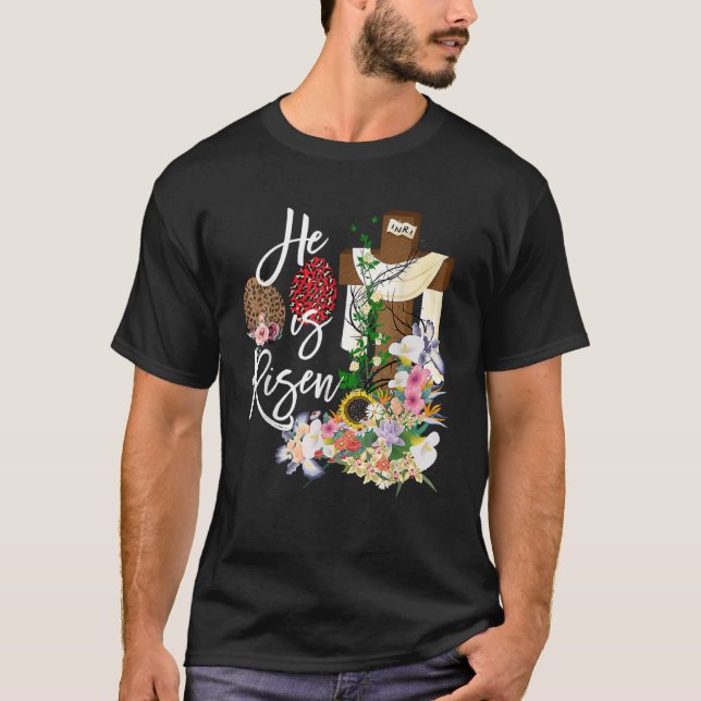 Camiseta Ele é Risen Jesus chamando Flor Felz pascoa (Frente)