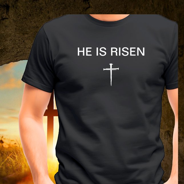 Camiseta Ele é Risen Páscoa Resurrecção Domingo Três Unhas (Criador carregado)