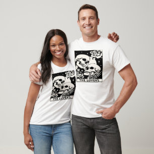 Camiseta Ele e seus crânios Os amantes © COMO NÓS NO FACEBO