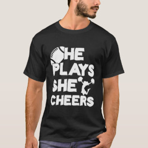 Camiseta Ele Pede Que Ela Anima O Cheerleader De Futebol Do