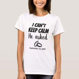 Camiseta Ele Pediu Presentes De Noivado Para Corresponder A