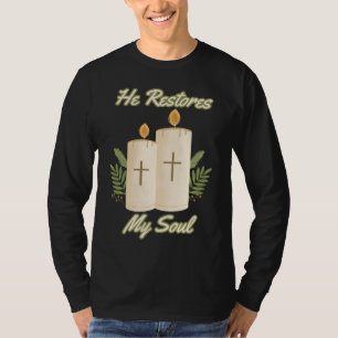 Camiseta Ele restaura minha Bíblia de alma, citando a manga