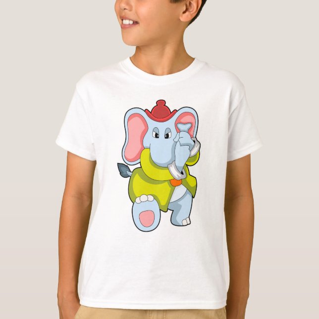 Camiseta Elefante como Bombeiro com Proboscis (Frente)