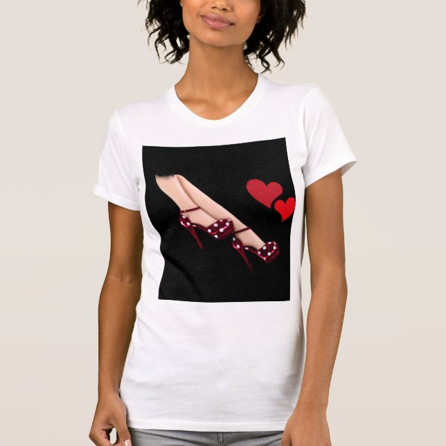 Camiseta "Elegância de saltos altos" (Frente)